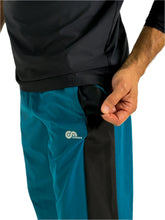 Load image into Gallery viewer, Hybrid Shorts Teal Blue